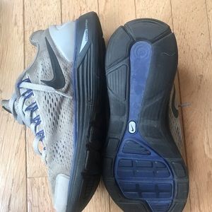 Nike pegasus. Gray and purple/blue. Size 4.5